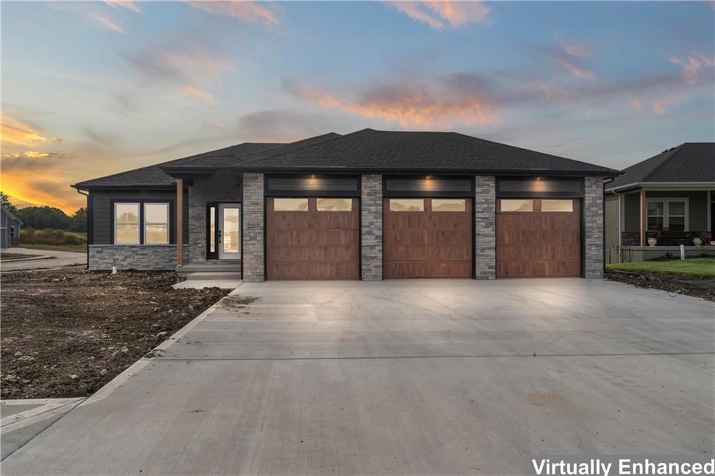 2207 Richmond Drive