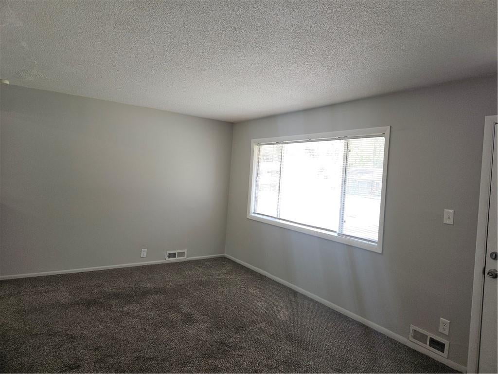 11402 Crystal Avenue