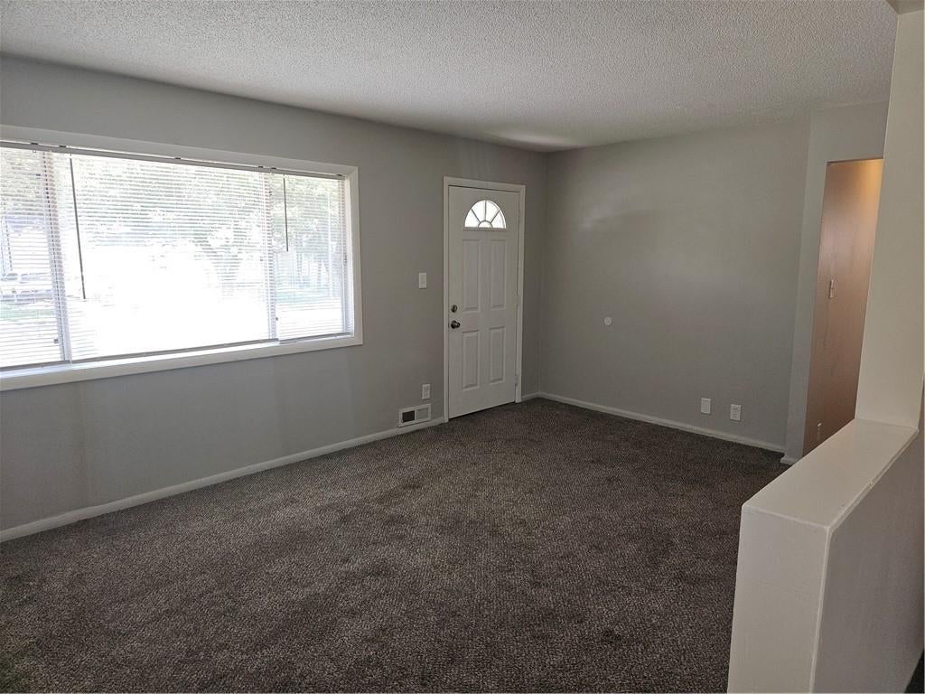 11402 Crystal Avenue