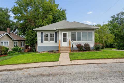 Photo of 138 High Street, Liberty, MO 64068 (MLS # 2637455)