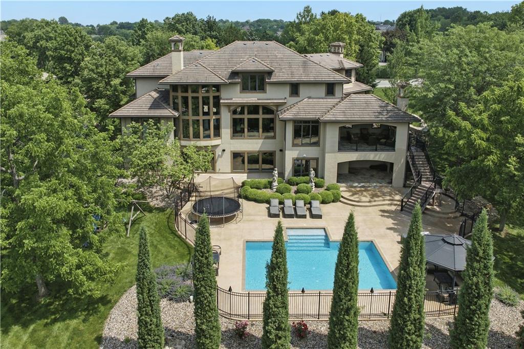 9727 Sunset Circle