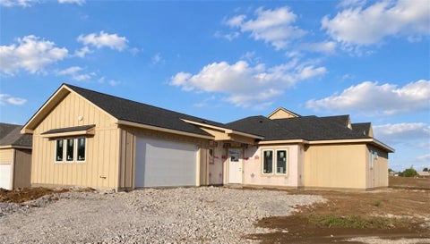 Photo of 19329 Skyview Lane, Spring Hill, KS 66083 (MLS # 2645075)