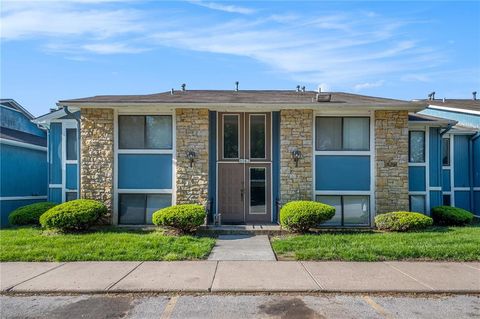 8143 Holmes Road Unit 202, Kansas City, MO 64131 - MLS#: 2562704