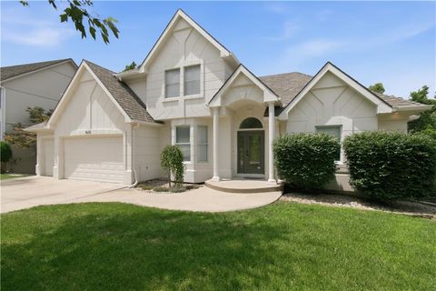 Photo of 3620 NW Primrose Lane, Lees Summit, MO 64064 (MLS # 2626603)