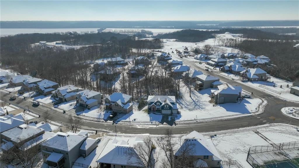 5950 Thousand Oaks Drive