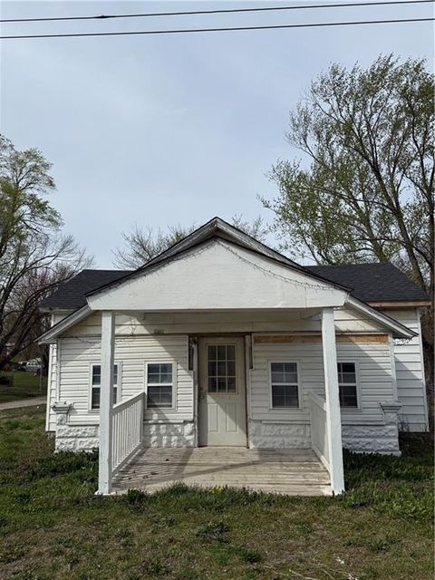 Photo of 209 E Main Street, Kingston, MO 64650 (MLS # 2584776)