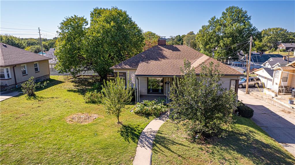 St Joseph, Missouri 64501, United States, 2 Bedrooms Bedrooms, ,2 BathroomsBathrooms,Residential,Active,226137