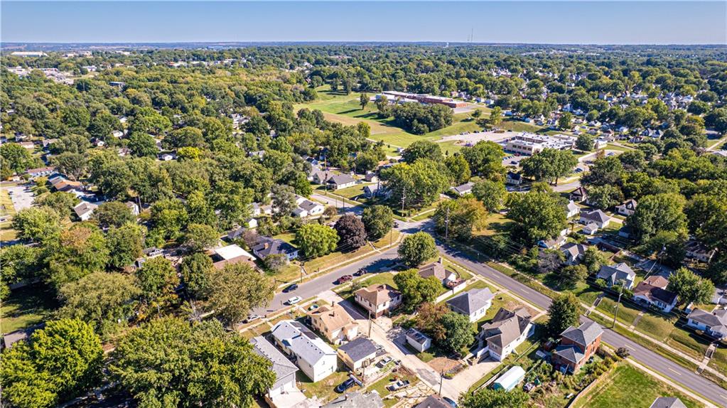 St Joseph, Missouri 64501, United States, 2 Bedrooms Bedrooms, ,2 BathroomsBathrooms,Residential,Active,226137