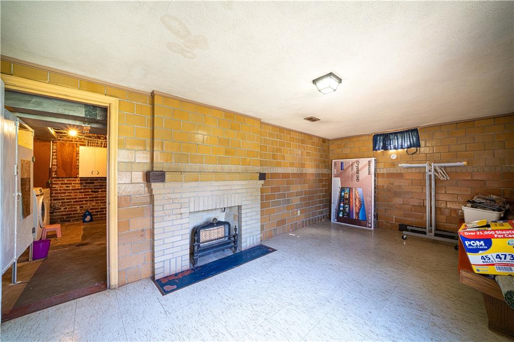 St Joseph, Missouri 64501, United States, 2 Bedrooms Bedrooms, ,2 BathroomsBathrooms,Residential,Active,226137