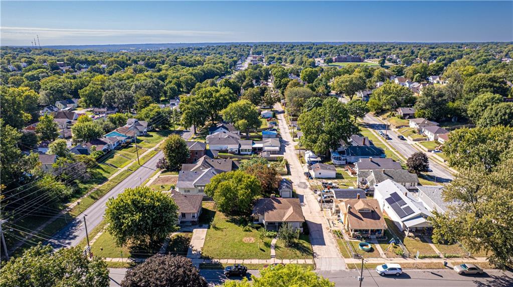 St Joseph, Missouri 64501, United States, 2 Bedrooms Bedrooms, ,2 BathroomsBathrooms,Residential,Active,226137