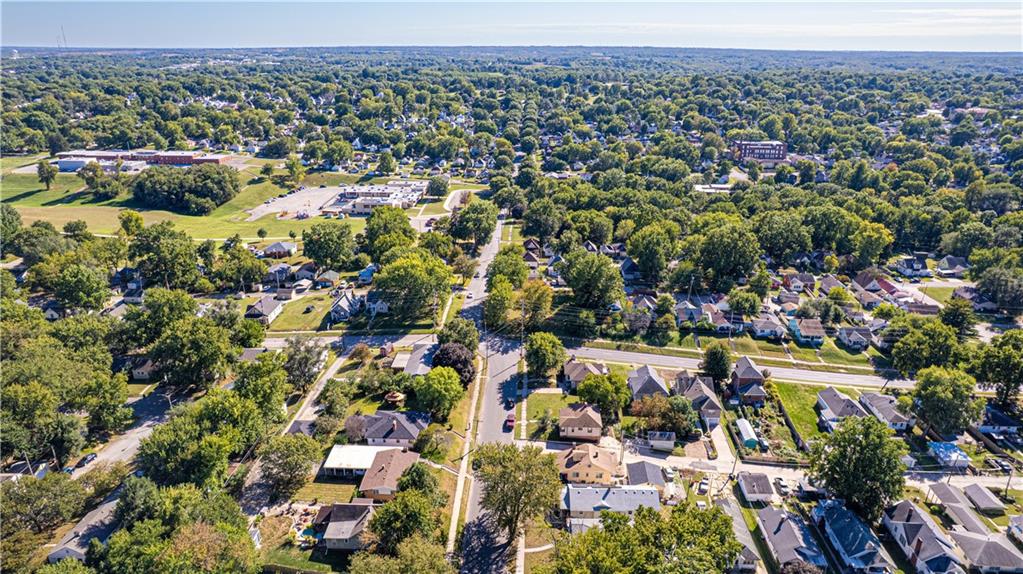 St Joseph, Missouri 64501, United States, 2 Bedrooms Bedrooms, ,2 BathroomsBathrooms,Residential,Active,226137