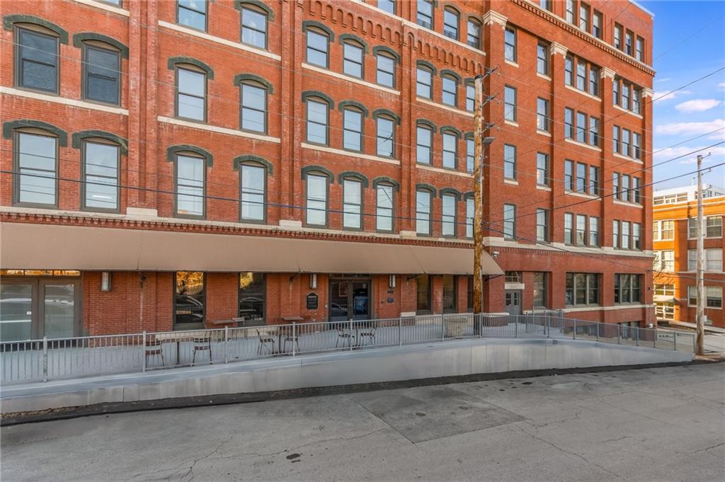 200 Main Street 114