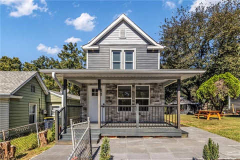 Photo of 5822 E 10th Street, Kansas City, MO 64126 (MLS # 2636220)