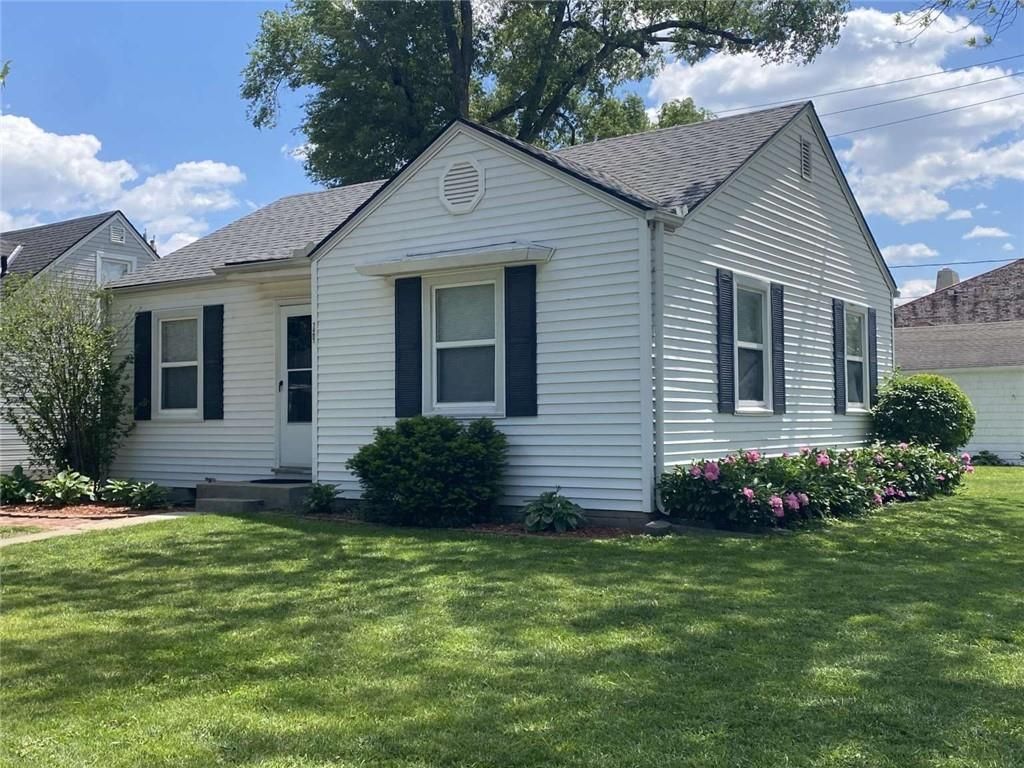 Photo of 1401 E 21st Avenue, North Kansas City, MO 64116 (MLS # 2618894)