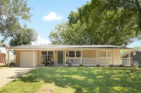Photo of 2641 S 51st Terrace, Kansas City, KS 66106 (MLS # 2638549)