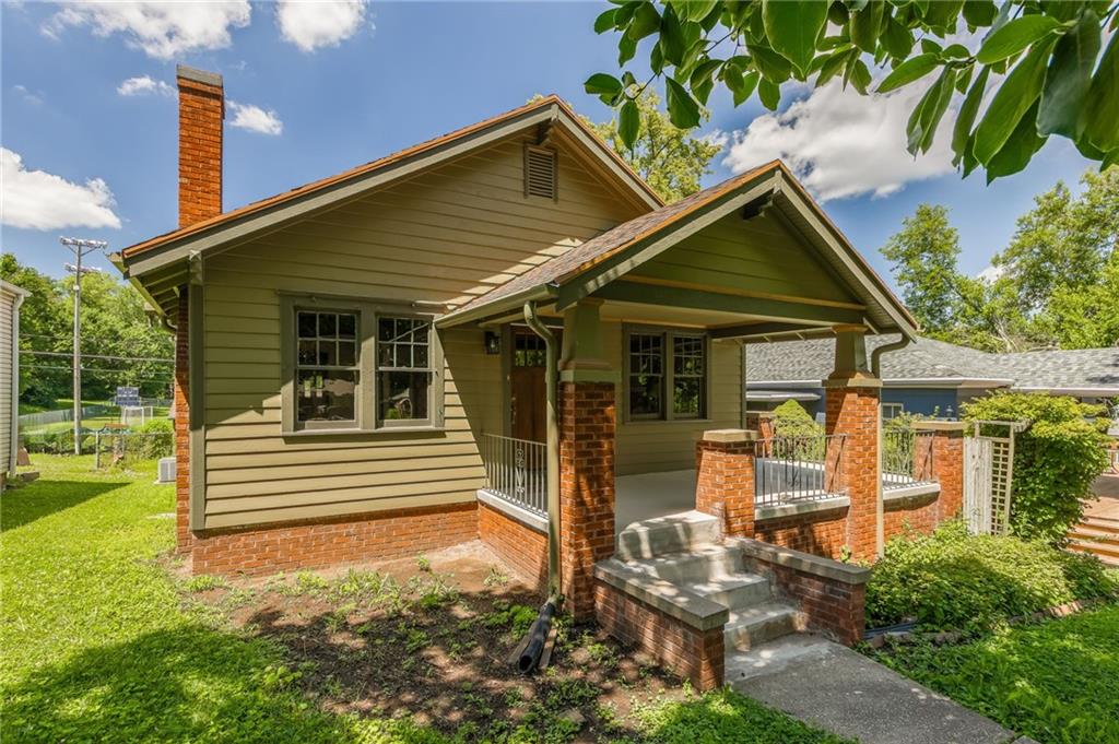 St Joseph, Missouri 64506, United States, 2 Bedrooms Bedrooms, ,2 BathroomsBathrooms,Residential,Active,186053