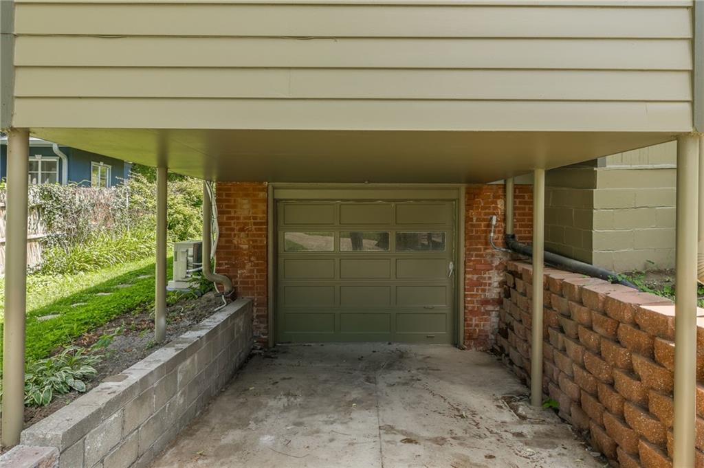 St Joseph, Missouri 64506, United States, 2 Bedrooms Bedrooms, ,2 BathroomsBathrooms,Residential,Active,186053