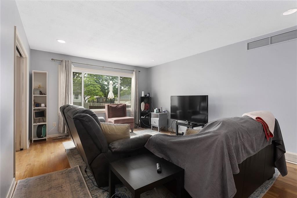 10239 OUTLOOK Drive