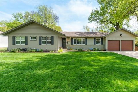 4229 W 97th Terrace Overland Park KS 66207
