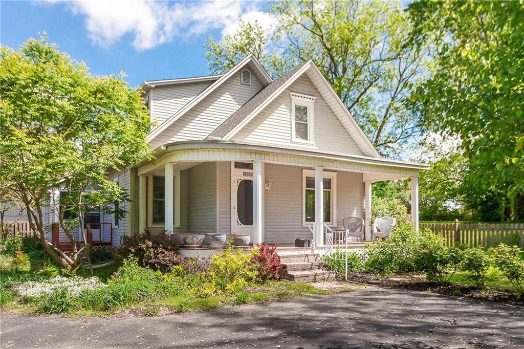 Photo 1 of 22 — 10606 Johnson Drive, Shawnee, KS 66203