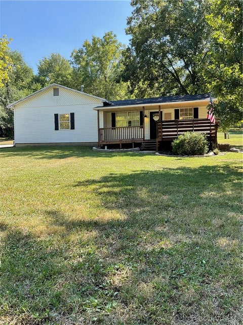 Photo of 100 W Broad Street, Pleasanton, KS 66075 (MLS # 2642339)