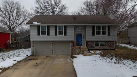 1701 NE Auburn Drive, Lee\'s Summit, MO 64086 - MLS#: 2599005