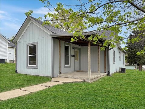11 E 23rd Street, Higginsville, MO 64037 - #: 2543354