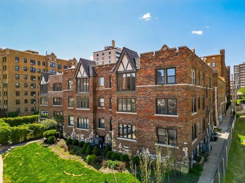 700 W 48th Street Unit 202, Kansas City, MO 64112 - MLS#: 2631450