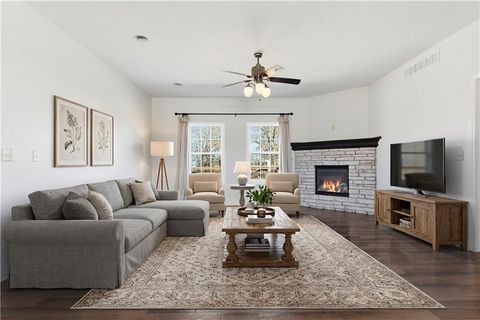 Tiny photo for 11412 NE 113th Terrace, Liberty, MO 64068 (MLS # 2606348)