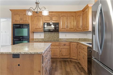 Tiny photo for 11412 NE 113th Terrace, Liberty, MO 64068 (MLS # 2606348)