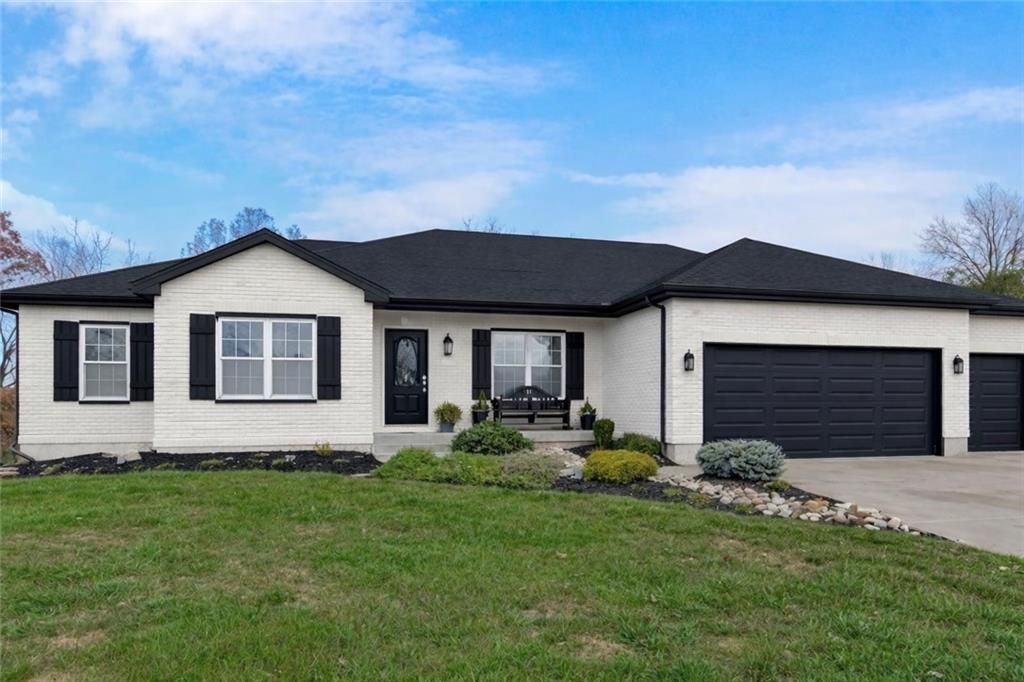 Photo of 11412 NE 113th Terrace, Liberty, MO 64068 (MLS # 2606348)