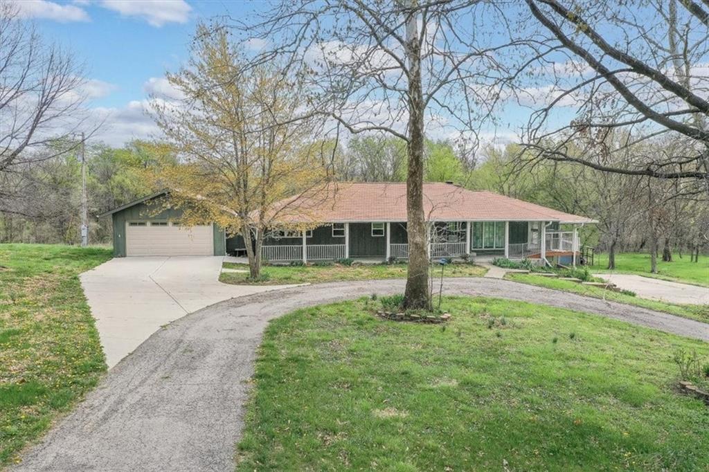 24722 Tonganoxie Drive