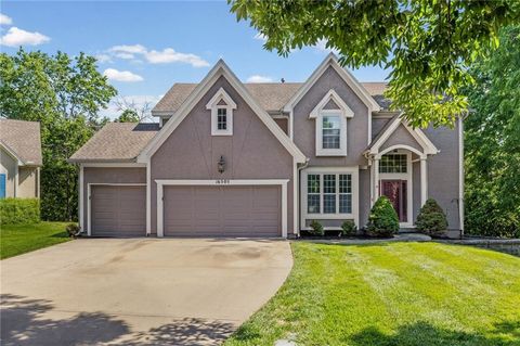 Photo of 16505 W 80th Terrace, Lenexa, KS 66219 (MLS # 2623631)