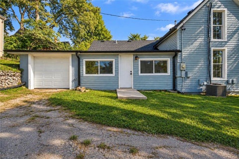 Tiny photo for 230 N Missouri Street, Liberty, MO 64068 (MLS # 2645937)