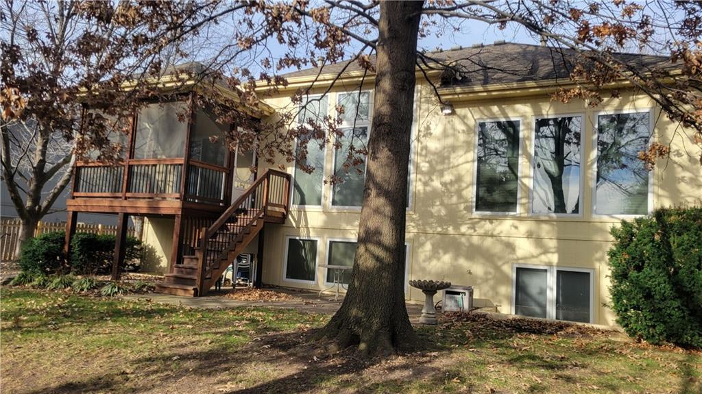 8431 W 156th Terrace