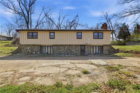 MLS: 2610097