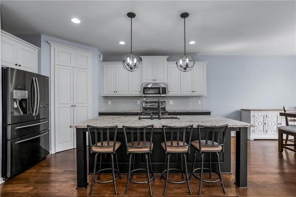 Photo of 2301 W Piatt Lane, Olathe, KS 66061 (MLS # 2607811)