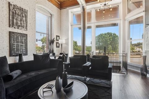 609 Central Street 1108 Kansas City MO 64105