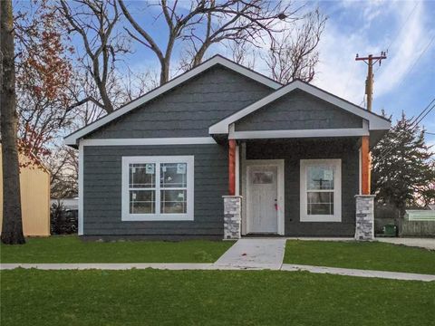 612 E 6th Street Ottawa KS 66067