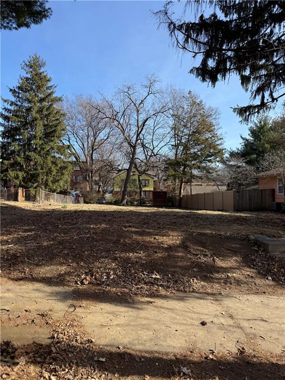 6035 Charlotte Street