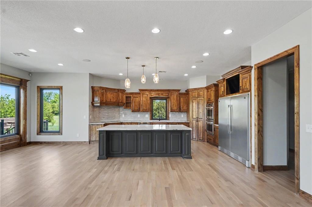2853 W 131st Street