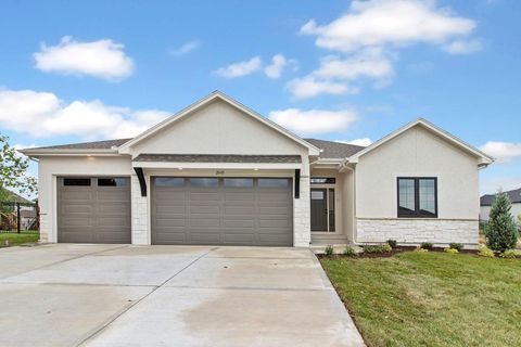 2601 NE Crestview Street, Blue Springs, MO 64029 - MLS#: 2546277