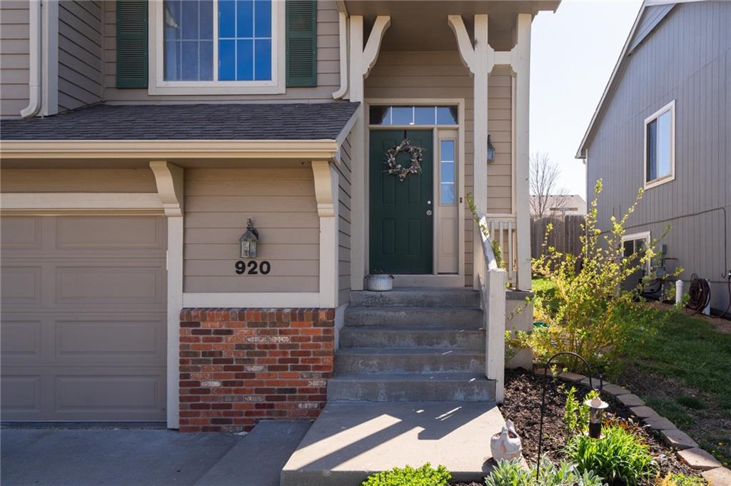 920 Deer Ridge Court