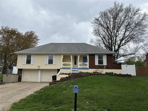 1805 Chief Circle, Blue Springs, MO 64015 - MLS#: 2541213