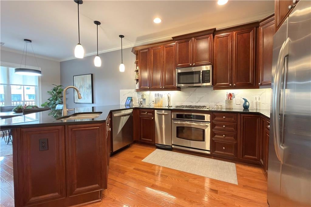 10511 Mission Road 210