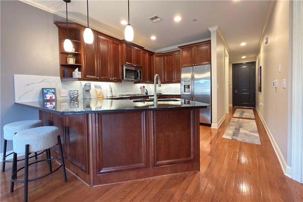 10511 Mission Road 210