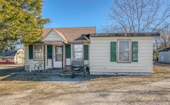 Listing image 2