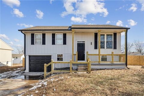 827 N Choctaw Avenue Independence MO 64056