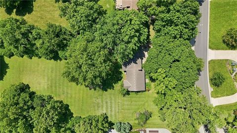 Photo of 9319 High Drive, Leawood, KS 66206 (MLS # 2631903)