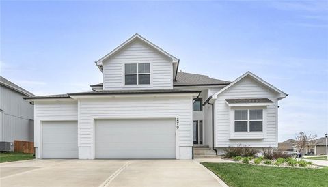 270 S Singletree Street, Olathe, KS 66061 - MLS#: 2539493